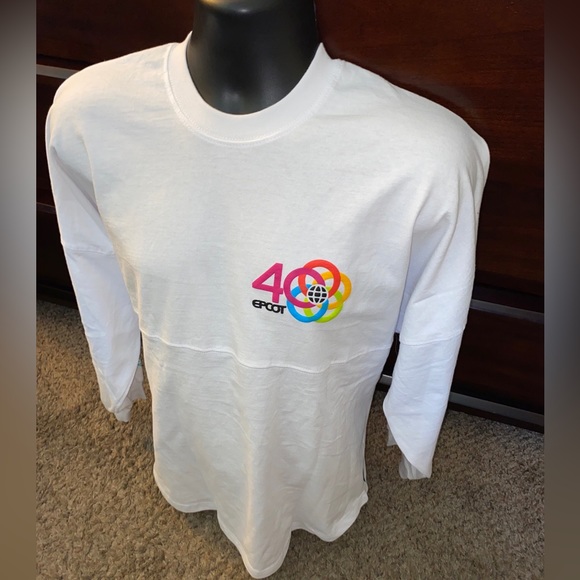 NWT Disney Parks 2022 Epcot 40th Anniversary Retro Rainbow Spirit Jersey Size M - Picture 2 of 12